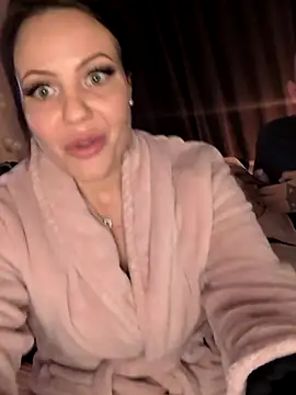 SwedishBaabe online show from 25, 10, 2025