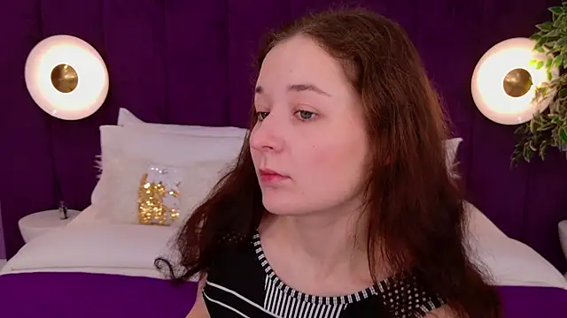 NancyJonson online show from 29, 9, 2025