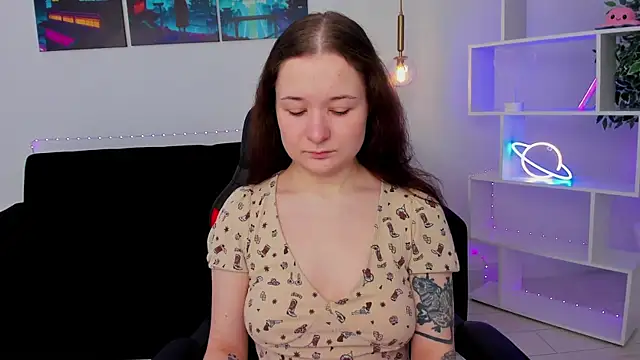 NancyJonson online show from 11, 11, 2025