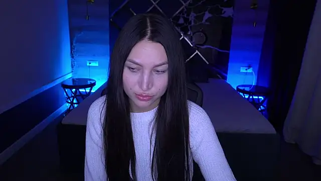 EliseVelour online show from 9, 11, 2025