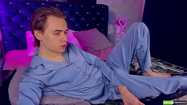 WilliamDyson online show from 28, 11, 2025