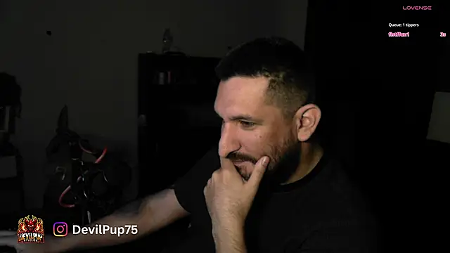 DevilPup75  online show from 30, 5, 2026
