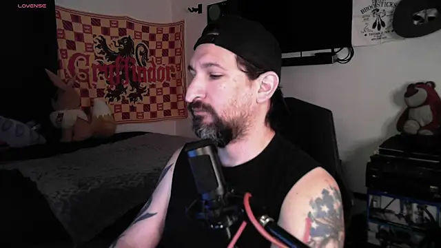 DevilPup75  online show from 12, 1, 2026