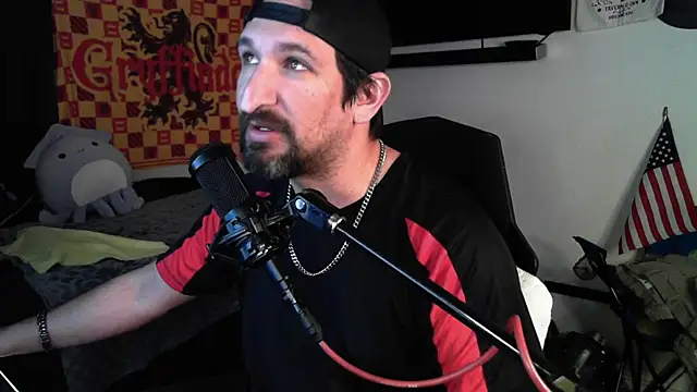 DevilPup75  online show from 2, 10, 2025