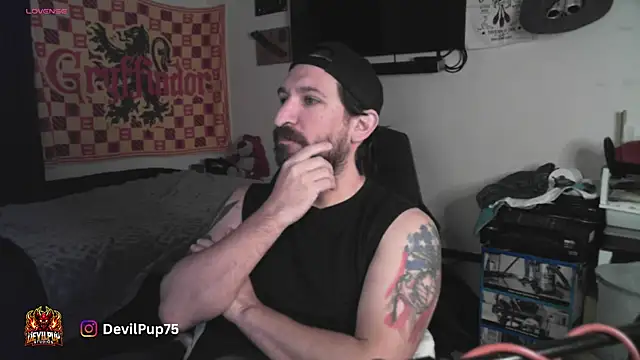 Snapshot of DevilPup75_ chatting on 11, 2, 2026 DevilPup75 online show from 11, 2, 2026