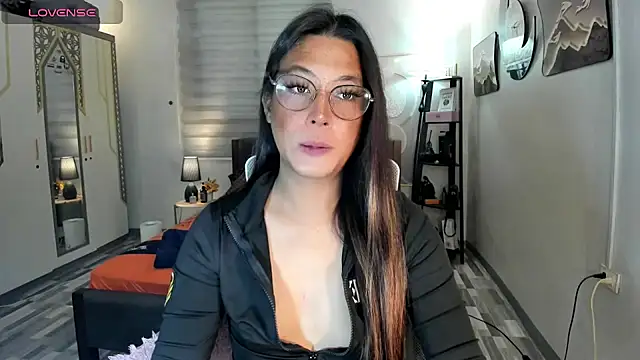 Snapshot of sedductive_goddess chatting on 24, 10, 2025 sedductive goddess online show from 24, 10, 2025