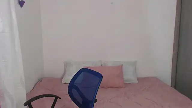 Snapshot of Tiiana chatting on 14, 9, 2025 Tiiana online show from 14, 9, 2025