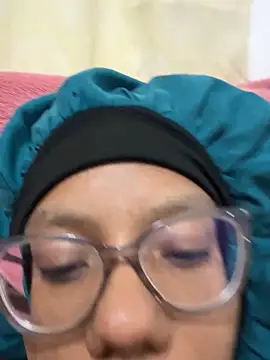 Valen1800 online show from 8, 10, 2025