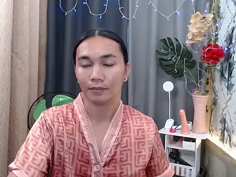 Snapshot of Shikagamhe23 chatting on 10, 4, 2026 Shikagamhe23 online show from 10, 4, 2026