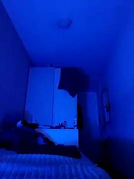 Thoma9034 online show from 18, 10, 2025