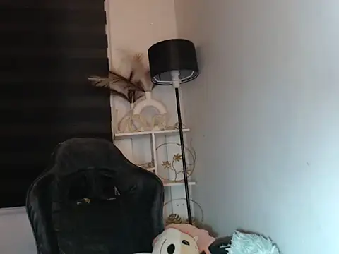 Asian gregor online show from 23, 9, 2025