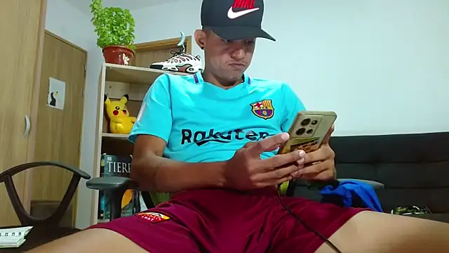 skinny23cm online show from 5, 11, 2025