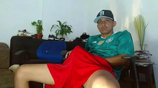 skinny23cm online show from 31, 3, 2026