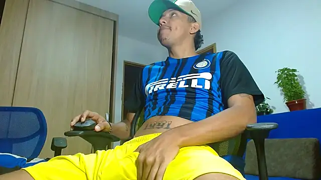 skinny23cm online show from 16, 9, 2025