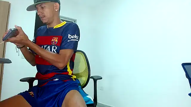 skinny23cm online show from 13, 3, 2025