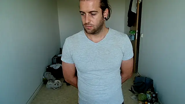 Snapshot of hei_69 chatting on 12, 9, 2025 hei 69 online show from 12, 9, 2025