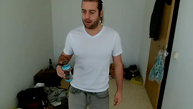 Snapshot of hei_69 chatting on 21, 10, 2025 hei 69 online show from 21, 10, 2025