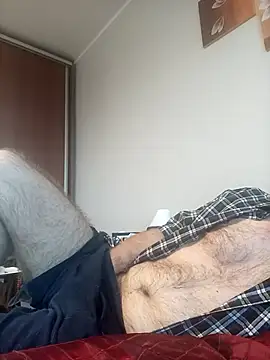 Snapshot of half_age chatting on 3, 12, 2025 half age online show from 3, 12, 2025