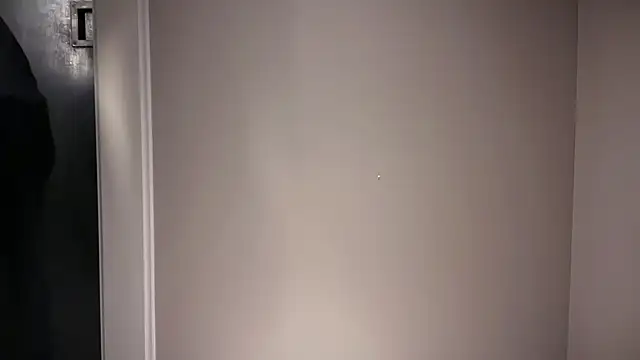 DERTYLAY online show from 21, 11, 2025