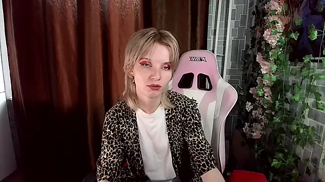 Madelaineses online show from 24, 5, 2026