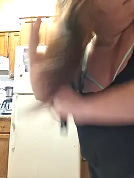 50-shades-of-JADE online show from 18, 11, 2025