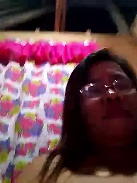 Huge mama69 online show from 26, 9, 2025