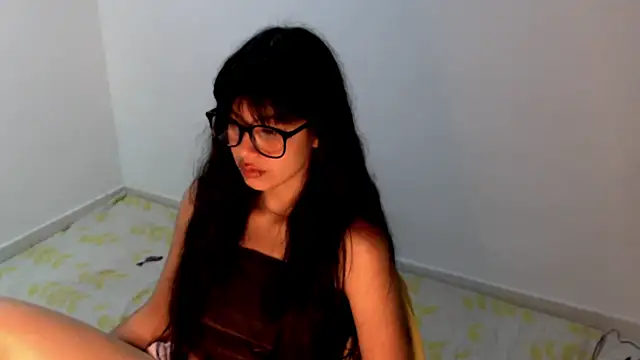 Snapshot of meganmiauu chatting on 31, 5, 2026 meganmiauu online show from 31, 5, 2026