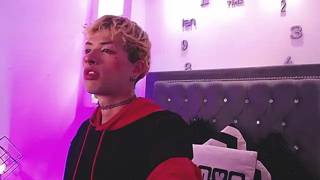 OzorioDany online show from 17, 9, 2025