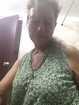 MaryeLunna online show from 23, 10, 2025