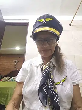 MaryeLunna online show from 27, 5, 2026