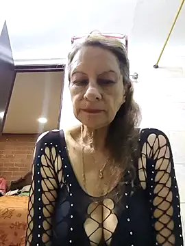 MaryeLunna online show from 21, 7, 2026