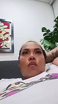 EmilyDuran  online show from 23, 7, 2026
