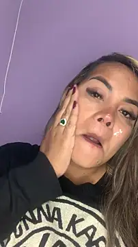 EmilyDuran  online show from 12, 2, 2026