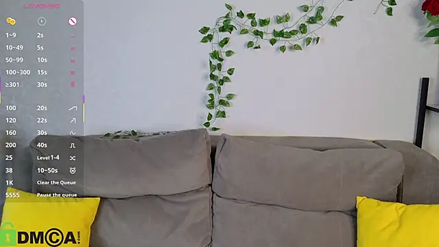 Snapshot of Roxy_Sunnny chatting on 27, 10, 2025 Roxy Sunnny online show from 27, 10, 2025