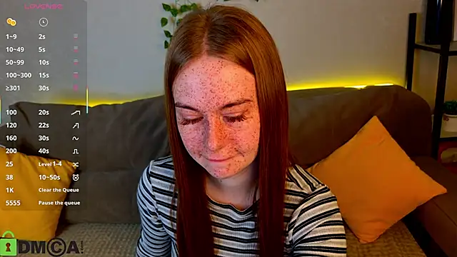 Snapshot of Roxy_Sunnny chatting on 6, 11, 2025 Roxy Sunnny online show from 6, 11, 2025