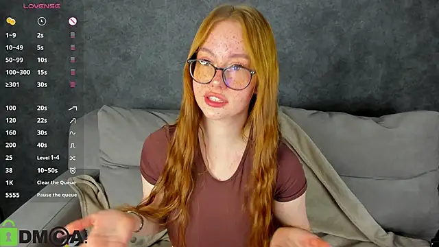 Snapshot of Roxy_Sunnny chatting on 27, 9, 2025 Roxy Sunnny online show from 27, 9, 2025