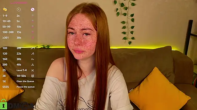 Snapshot of Roxy_Sunnny chatting on 12, 11, 2025 Roxy Sunnny online show from 12, 11, 2025