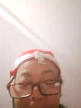 VangLe73 online show from 8, 10, 2025