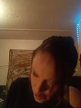 bratlipss online show from 16, 2, 2026