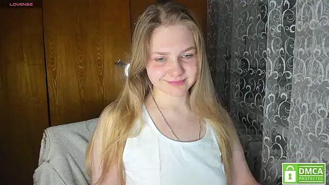 Snapshot of AlinaMors chatting on 24, 2, 2026 AlinaMors online show from 24, 2, 2026