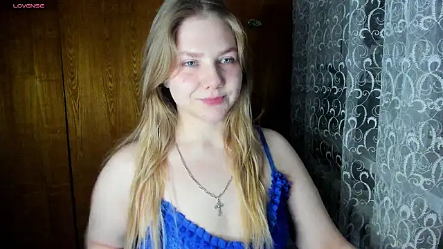 Snapshot of AlinaMors chatting on 8, 2, 2026 AlinaMors online show from 8, 2, 2026