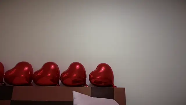 Reddgiirl online show from 6, 3, 2026