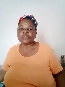 Snapshot of Love-Racheal75 chatting on 28, 11, 2025 Love-Racheal75 online show from 28, 11, 2025