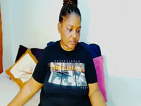 Snapshot of Love-Racheal75 chatting on 18, 2, 2026 Love-Racheal75 online show from 18, 2, 2026