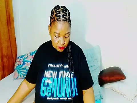 Snapshot of Love-Racheal75 chatting on 19, 7, 2026 Love-Racheal75 online show from 19, 7, 2026