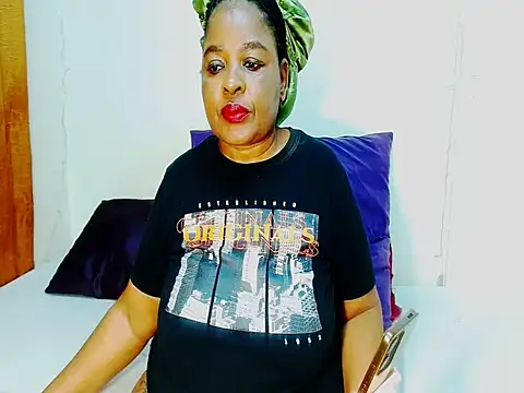 Snapshot of Love-Racheal75 chatting on 27, 10, 2025 Love-Racheal75 online show from 27, 10, 2025