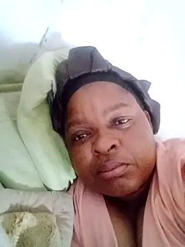 Snapshot of Love-Racheal75 chatting on 23, 12, 2025 Love-Racheal75 online show from 23, 12, 2025