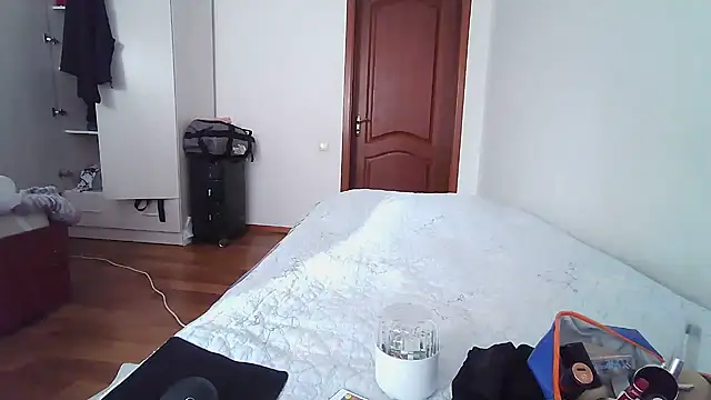 sakuradelreina online show from 14, 9, 2025