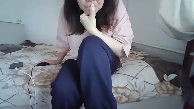 sakuradelreina online show from 1, 3, 2026