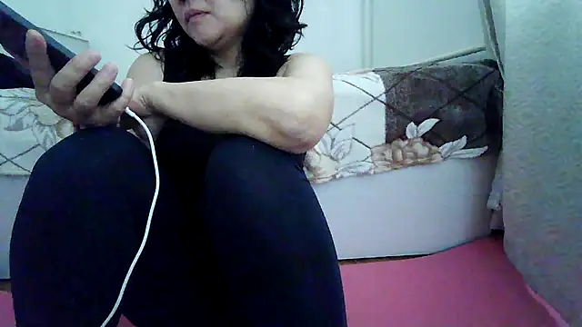 sakuradelreina online show from 13, 4, 2026